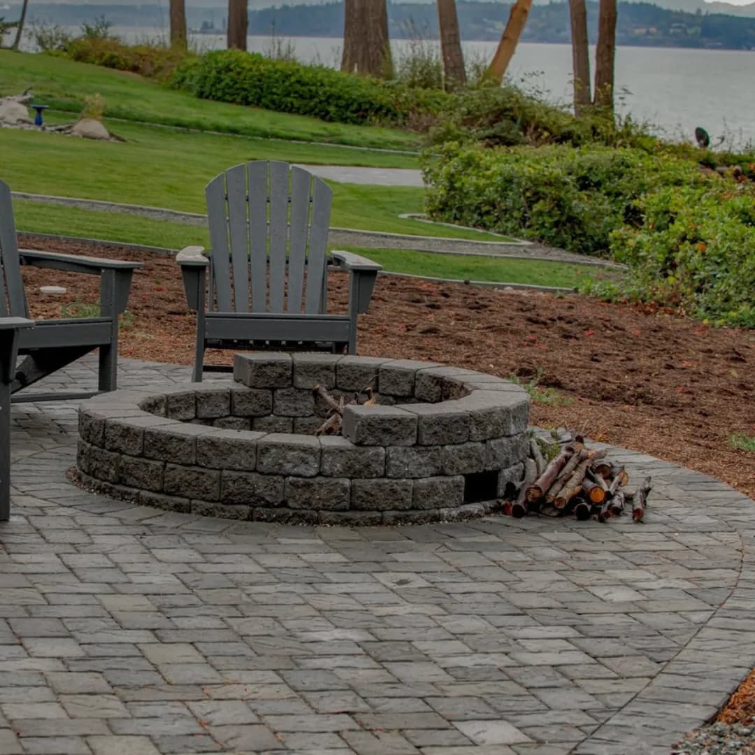 Beautiful paver patio with elegant pattern design by TP Pavers